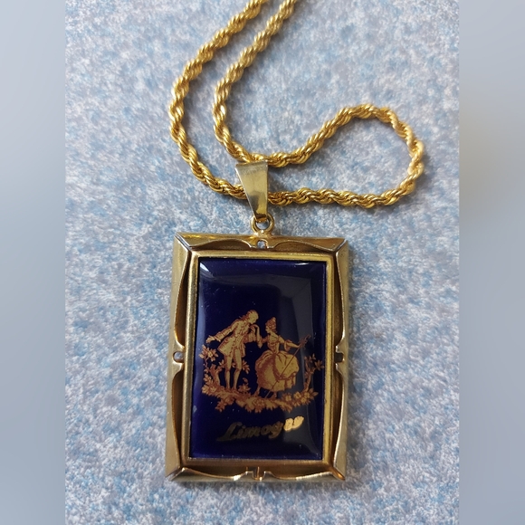 Limoges Pendant with Chain, Rare Antique Limoges Pendant - Picture 2 of 3